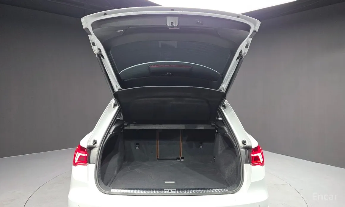 Audi Q3 2018 35 TDI Premium