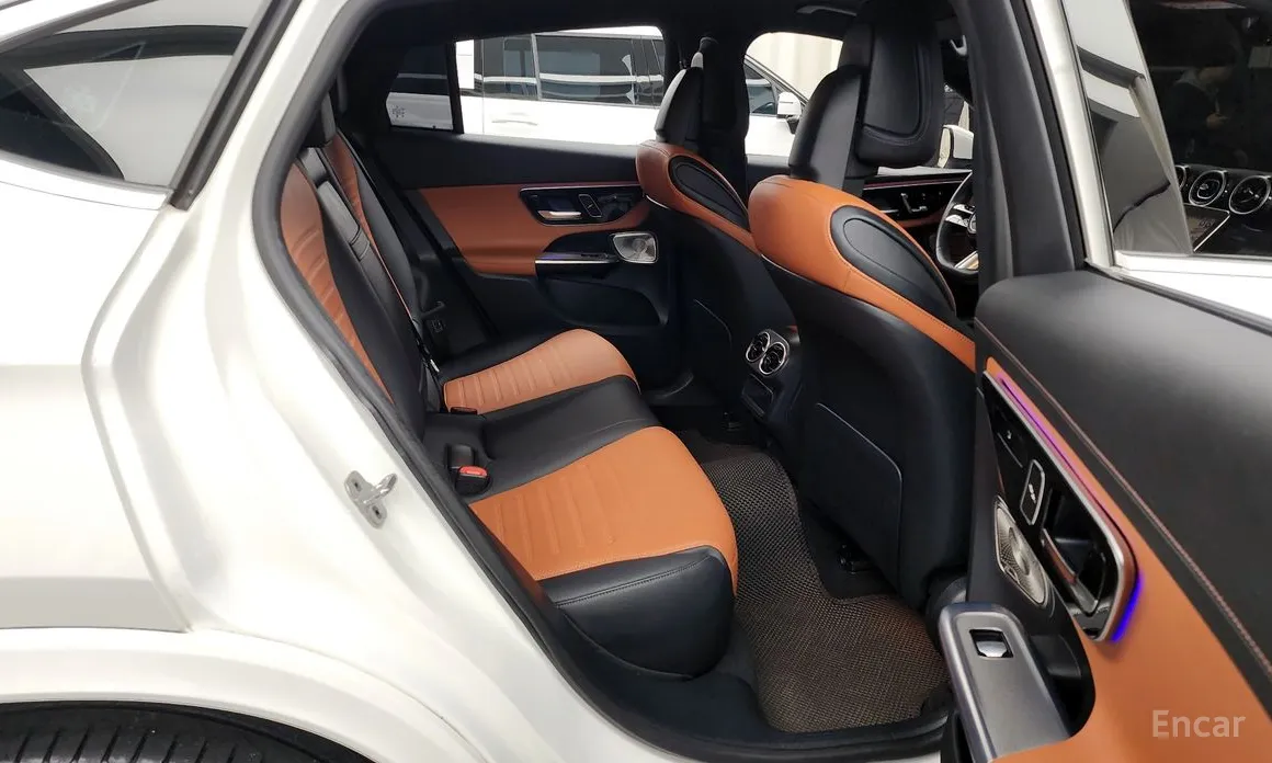 Mercedes-Benz GLC-Class 2023 GLC300 4MATIC Coupe