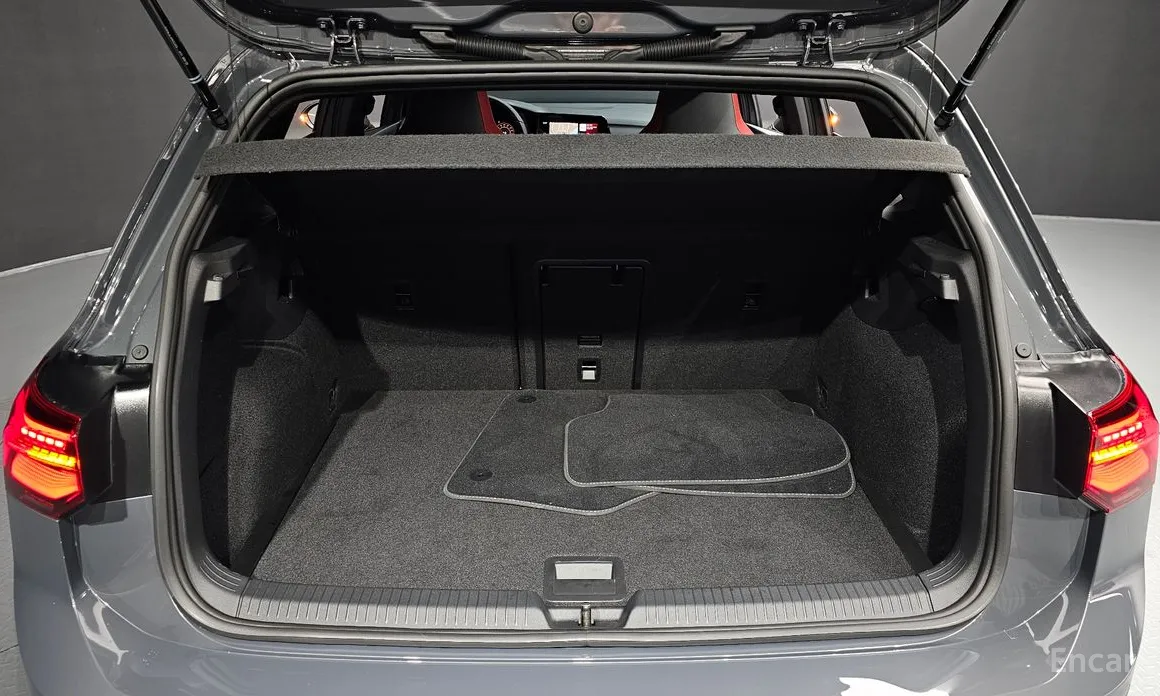 Volkswagen Golf 2022 2.0 GTI