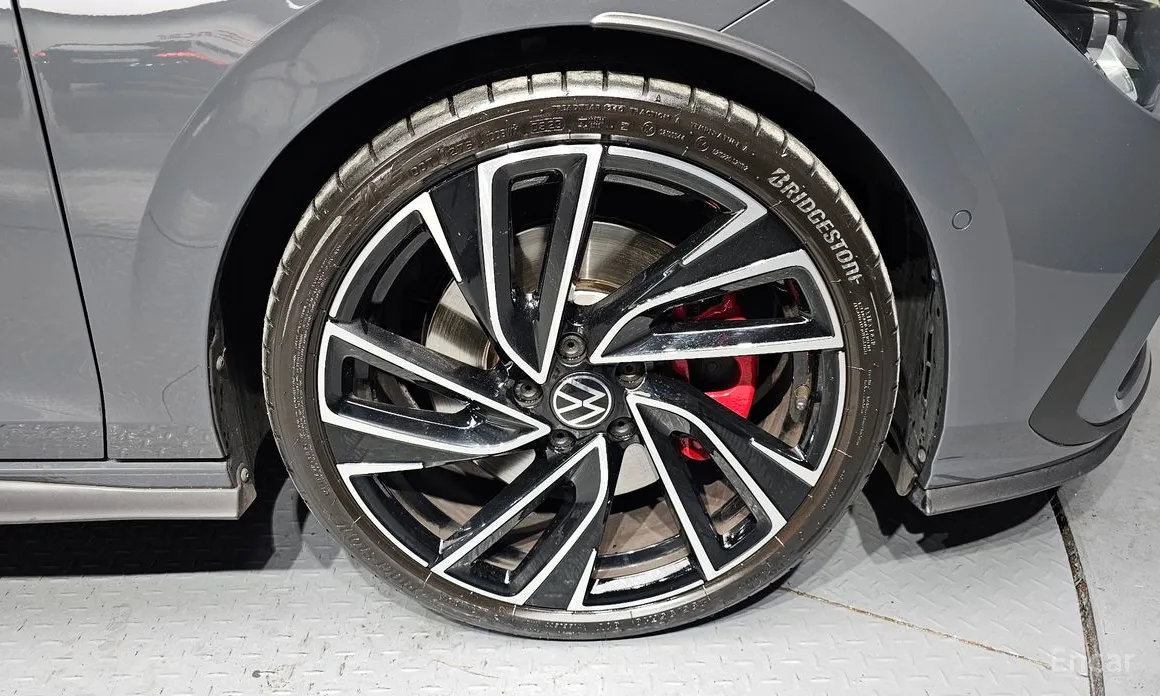 Volkswagen Golf 2022 2.0 GTI