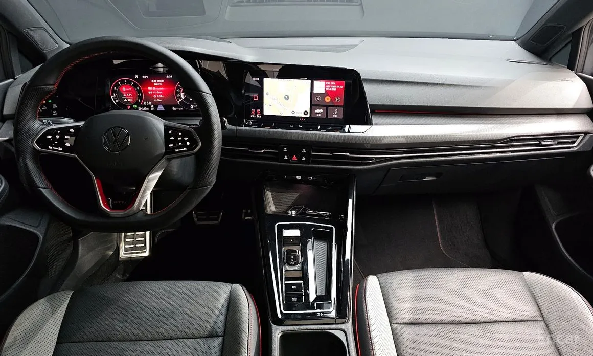 Volkswagen Golf 2022 2.0 GTI