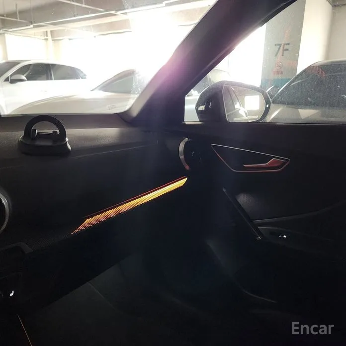 Audi Q2 2017 35 TDI Premium