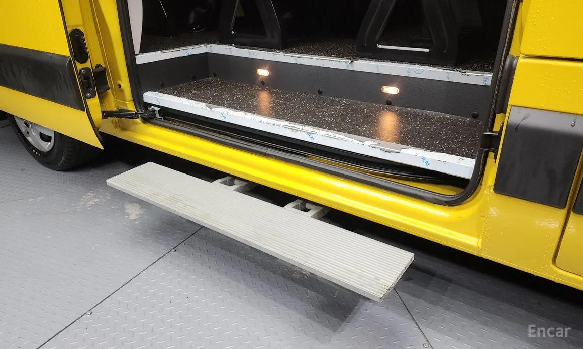 Renault Master 2018 School Bus