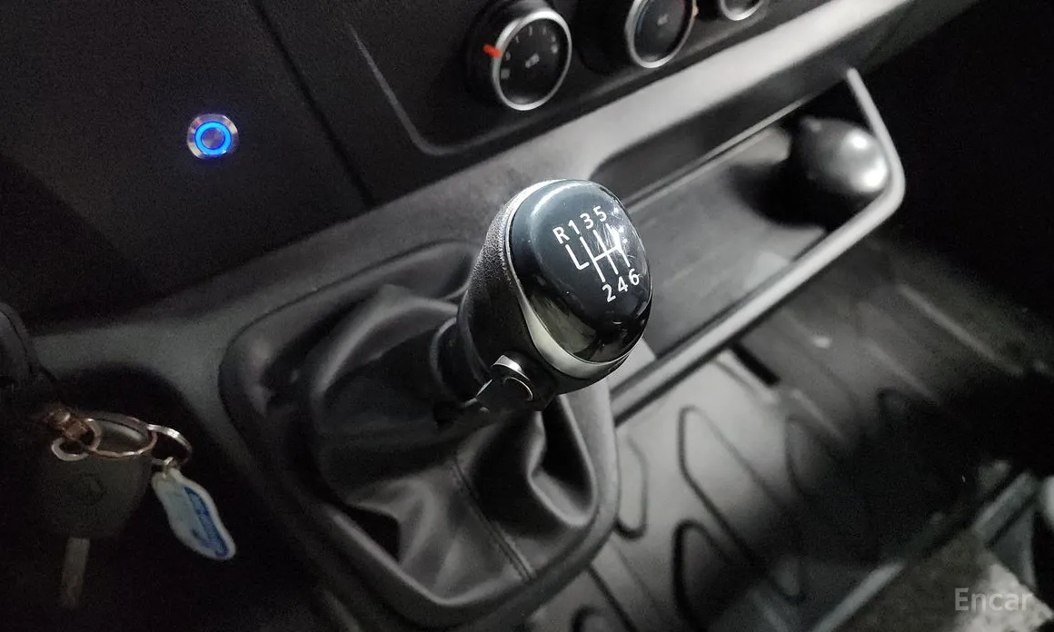 Renault Master 2018 School Bus