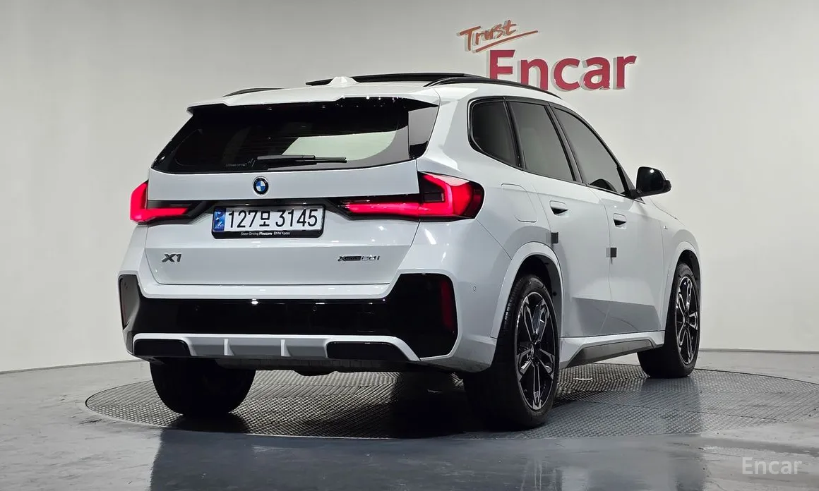 BMW X1 2023 xDrive 20i M Sport