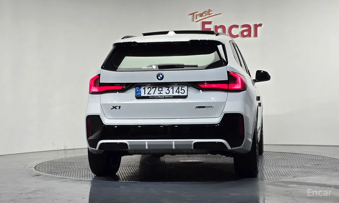 BMW X1 2023 xDrive 20i M Sport
