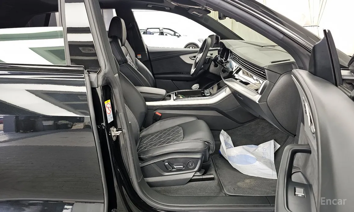 Audi Q8 2018 55 TFSI Quattro Premium