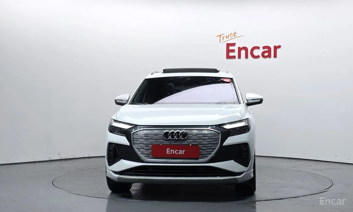 Audi Q4 e-tron 2022 40