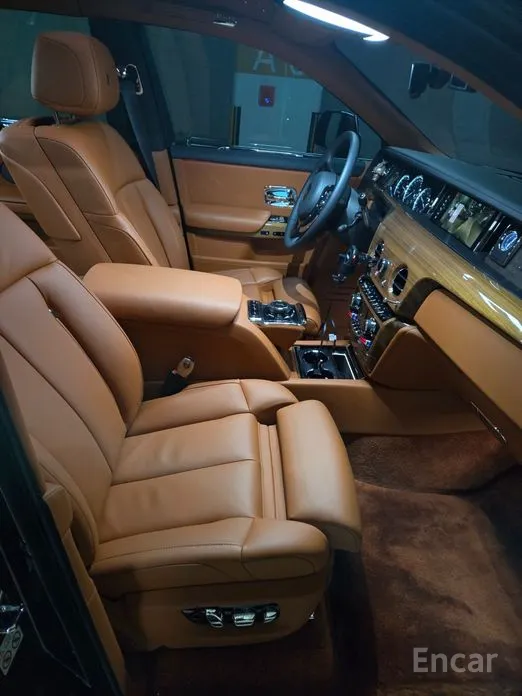 Rolls-Royce Phantom 2003 6.7 EWB V12