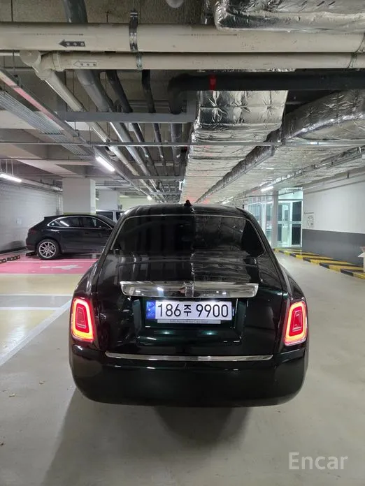 Rolls-Royce Phantom 2003 6.7 EWB V12