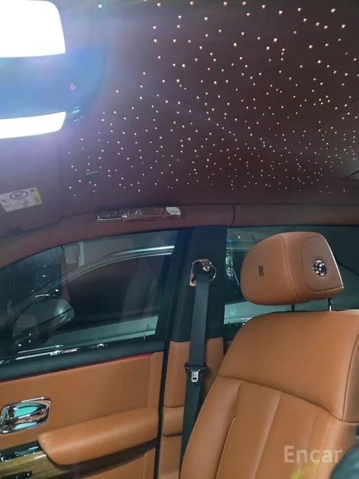 Rolls-Royce Phantom 2003 6.7 EWB V12