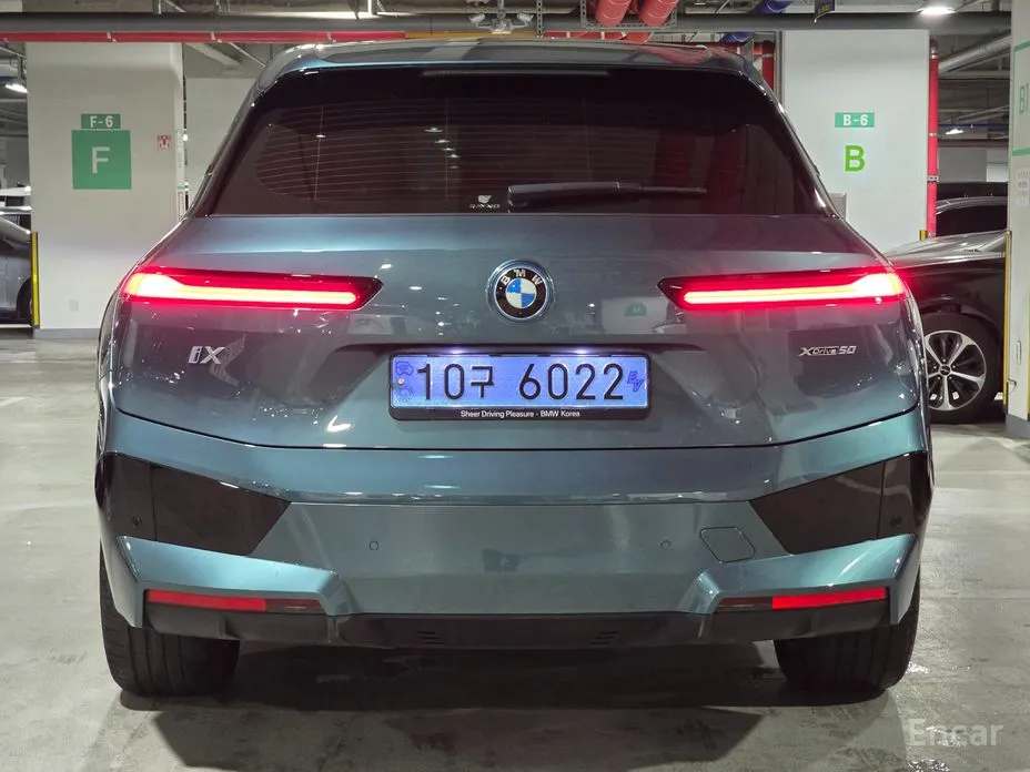 BMW iX 2021 xDrive50 Sports Plus