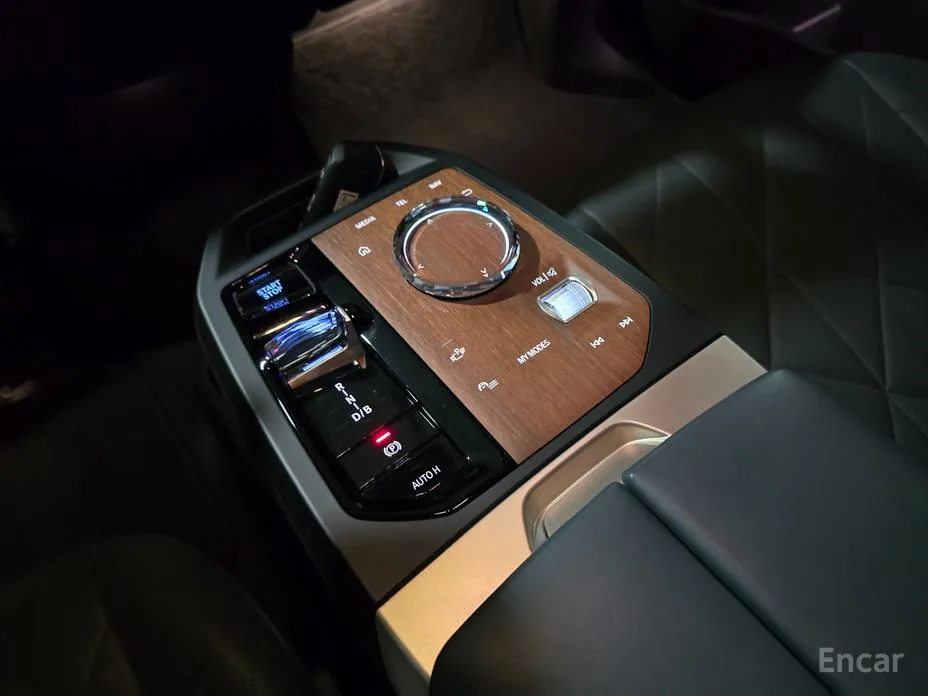 BMW iX 2021 xDrive50 Sports Plus