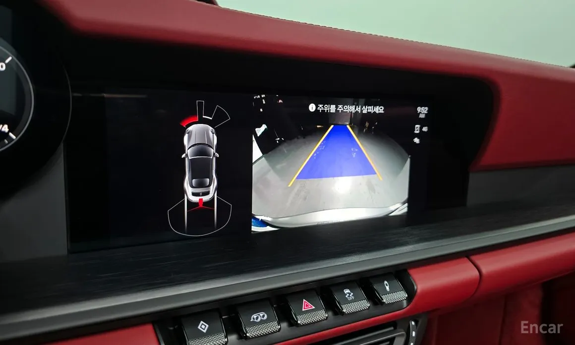 Porsche 911 2019 Carrera 4 GTS Cabriolet