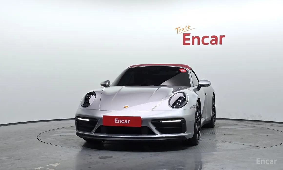 Porsche 911 2019 Carrera 4 GTS Cabriolet