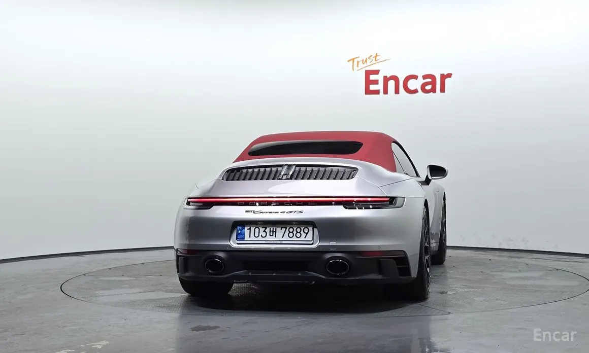 Porsche 911 2019 Carrera 4 GTS Cabriolet