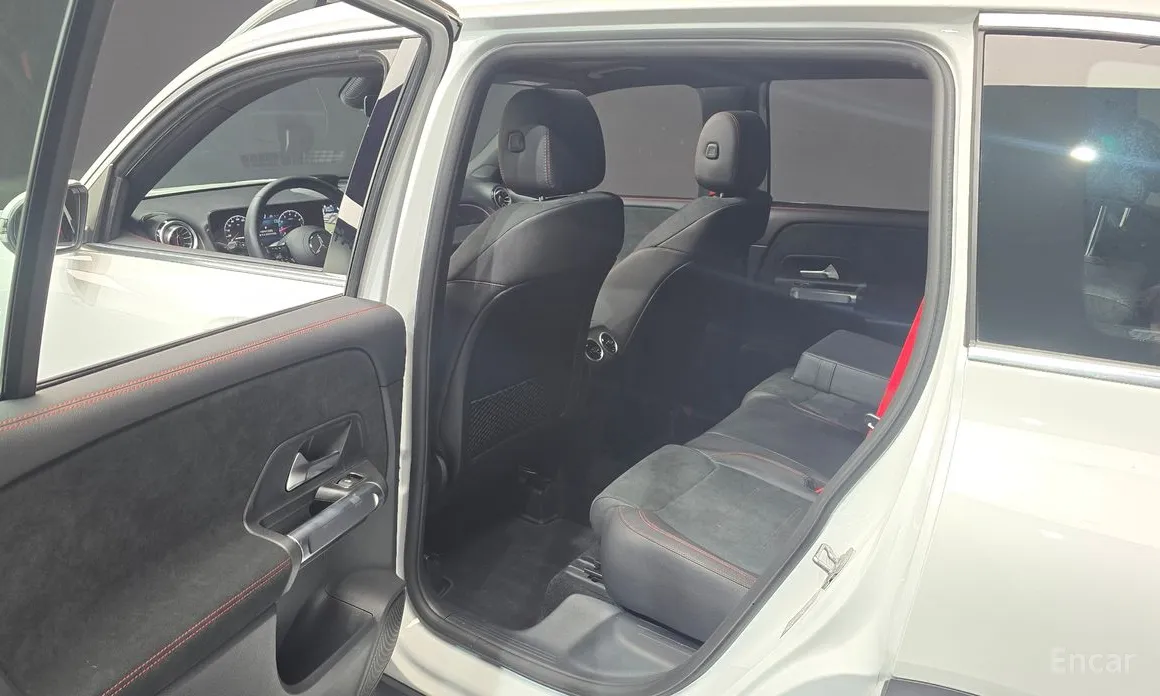 Mercedes-Benz GLB-Class 2020 AMG GLB35 4MATIC