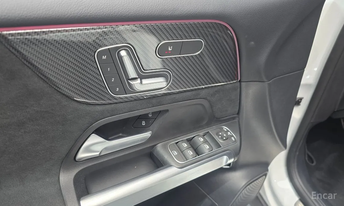 Mercedes-Benz GLB-Class 2020 AMG GLB35 4MATIC