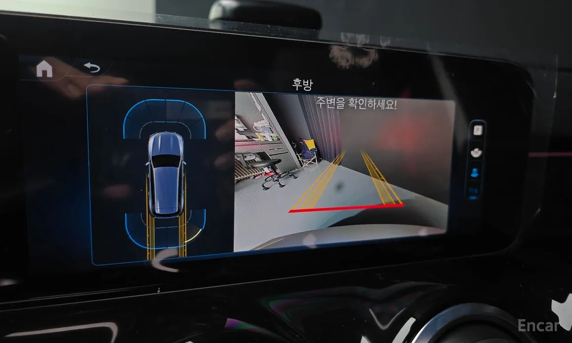 Mercedes-Benz GLB-Class 2020 AMG GLB35 4MATIC