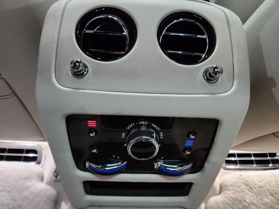 Rolls-Royce Ghost 2020 6.7 V12 Black Badge