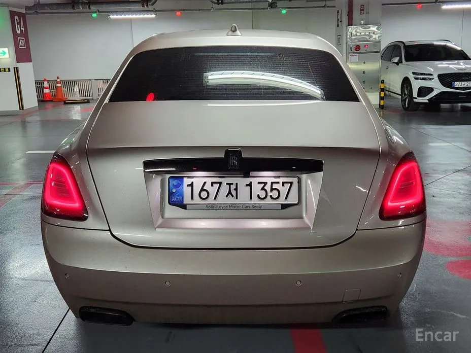 Rolls-Royce Ghost 2020 6.7 V12 Black Badge