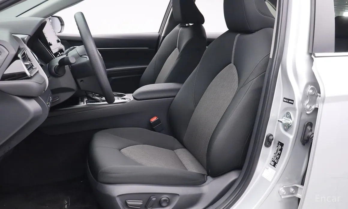 Toyota Camry 2017 2.5 LE Hybrid