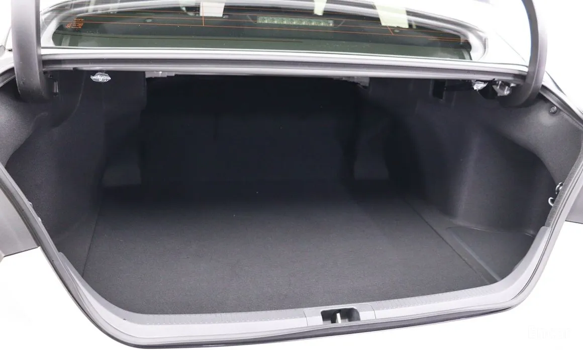 Toyota Camry 2017 2.5 LE Hybrid