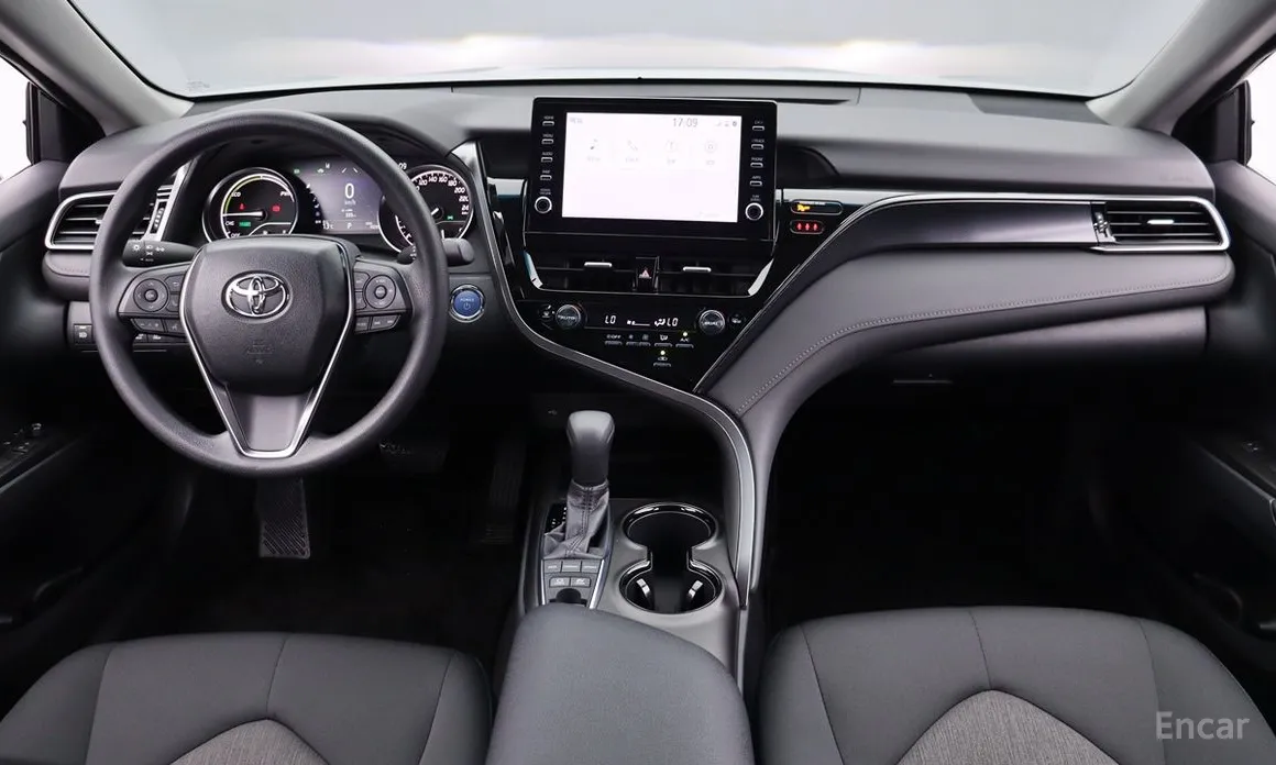 Toyota Camry 2017 2.5 LE Hybrid