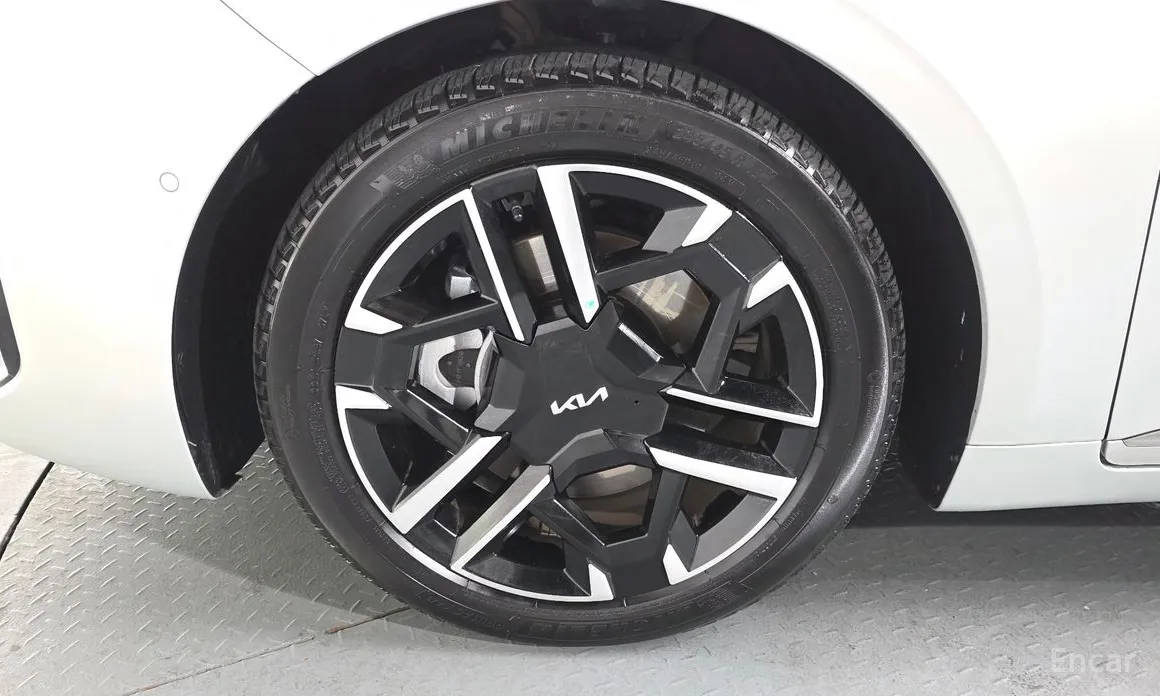 Kia K8 2024 2.5 Gasoline 2WD