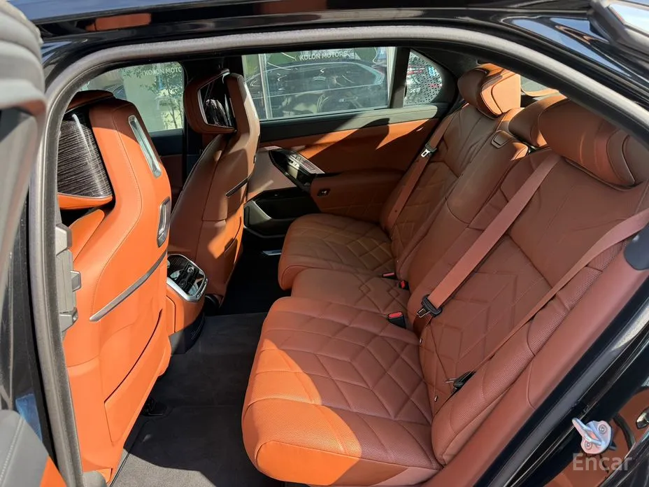 BMW 7 Series 2022 740d xDrive M Sport