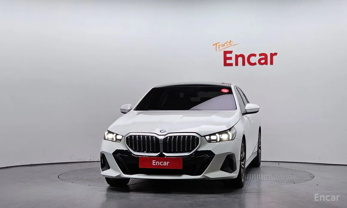 BMW 5 Series 2023 520i M Sport