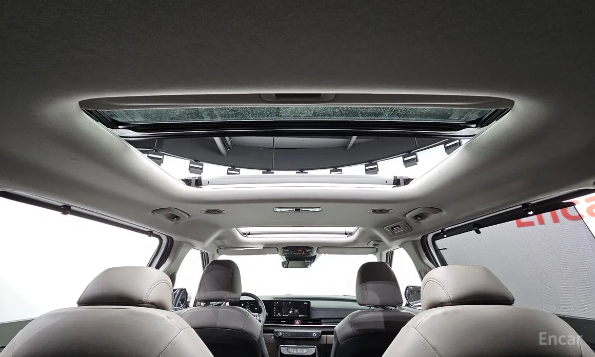 Kia Carnival 2023 HEV 9seater Nobless