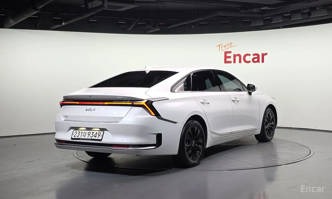 2024 Kia K8