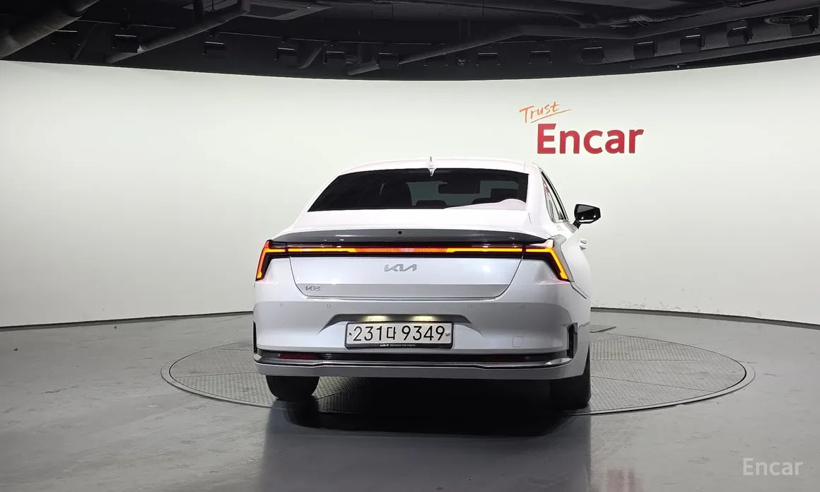 2024 Kia K8