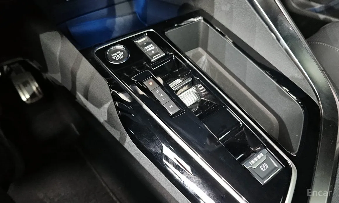 Peugeot 3008 2017 1.2 Pure Tech GT