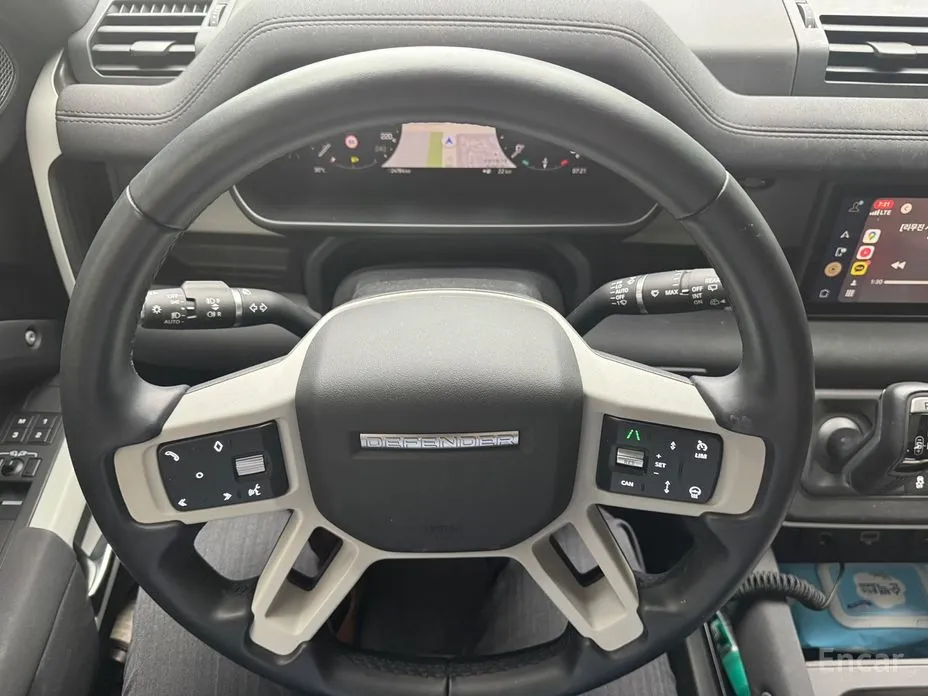 Land Rover Defender 2020 90 D250 SE