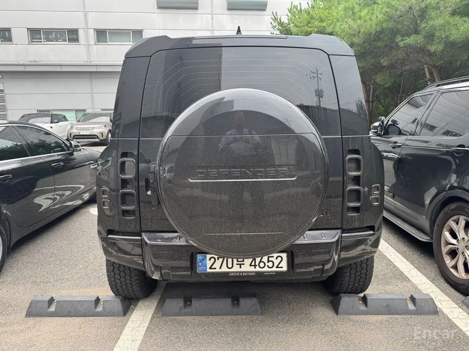 Land Rover Defender 2020 90 D250 SE