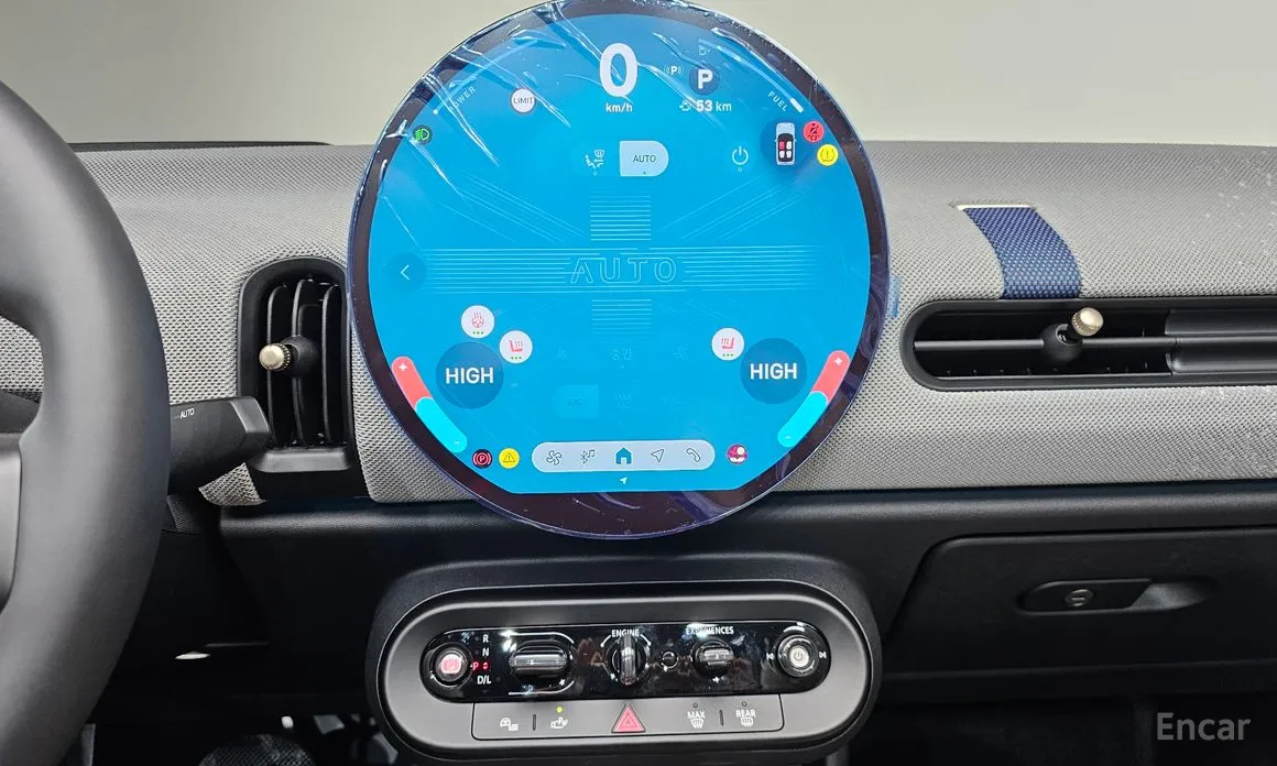 Mini Cooper Convertible 2025 Favoured