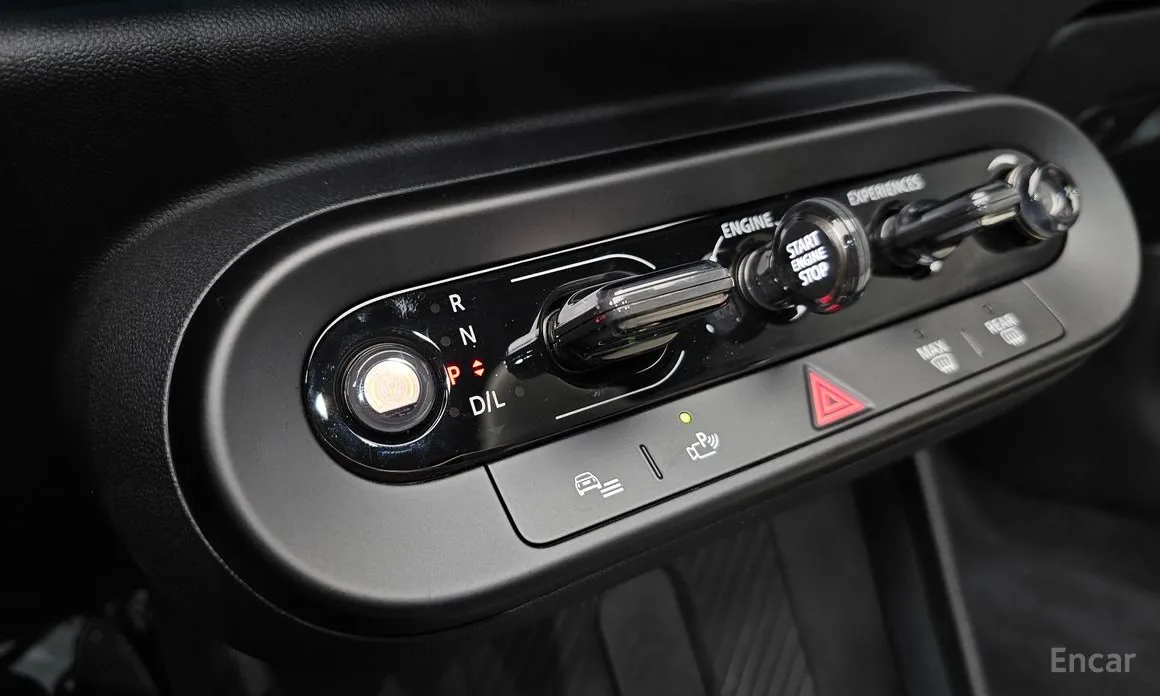 Mini Cooper Convertible 2025 Favoured