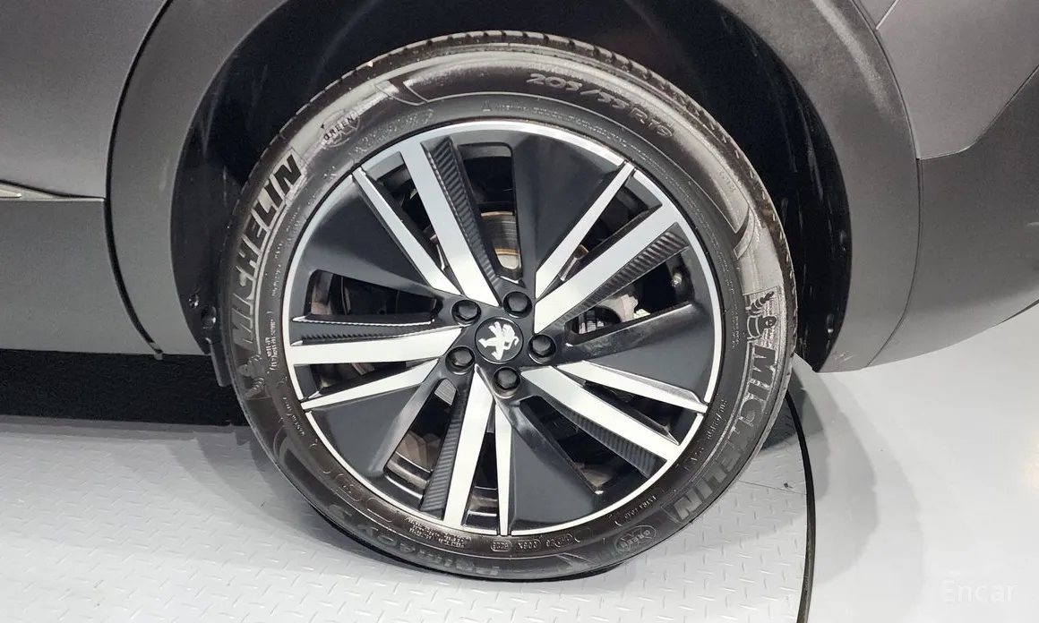 Peugeot 5008 2017 1.2 Pure Tech GT