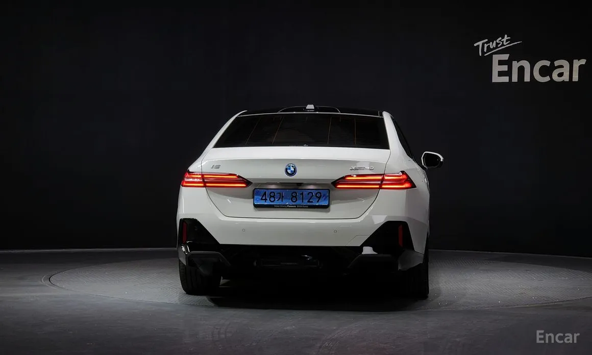 BMW i5 2023 xDrive 40 M Sport