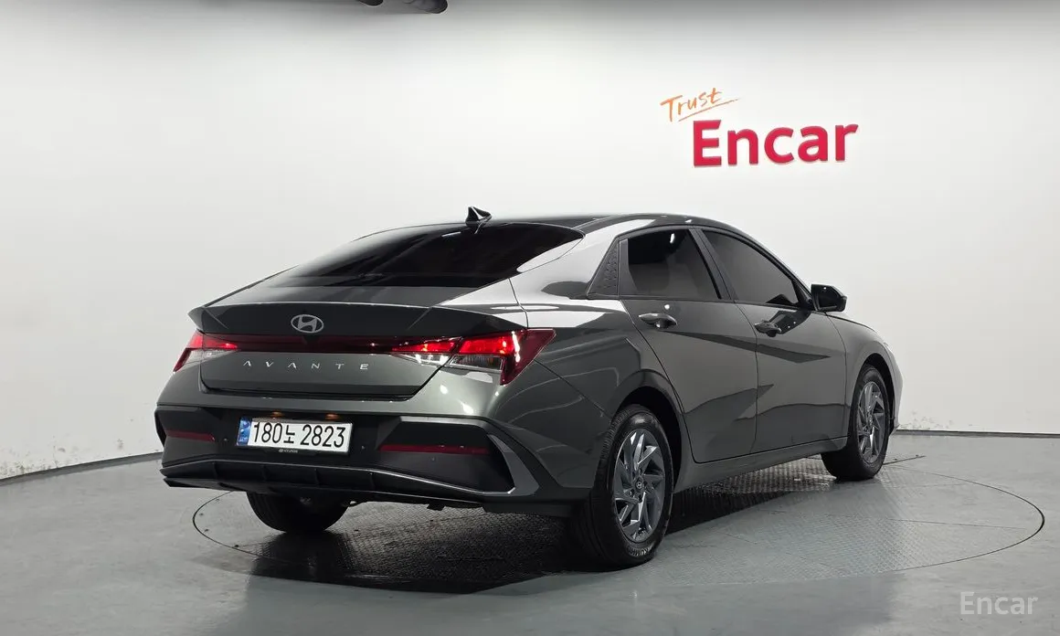 Hyundai Avante 2023 1.6
