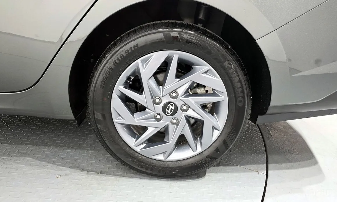 Hyundai Avante 2023 1.6