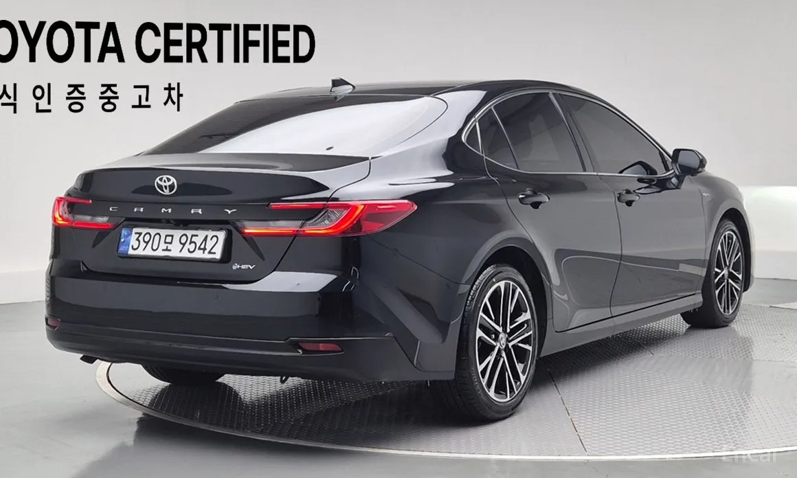 Toyota Camry 2024 2.5 XLE Premium Hybrid