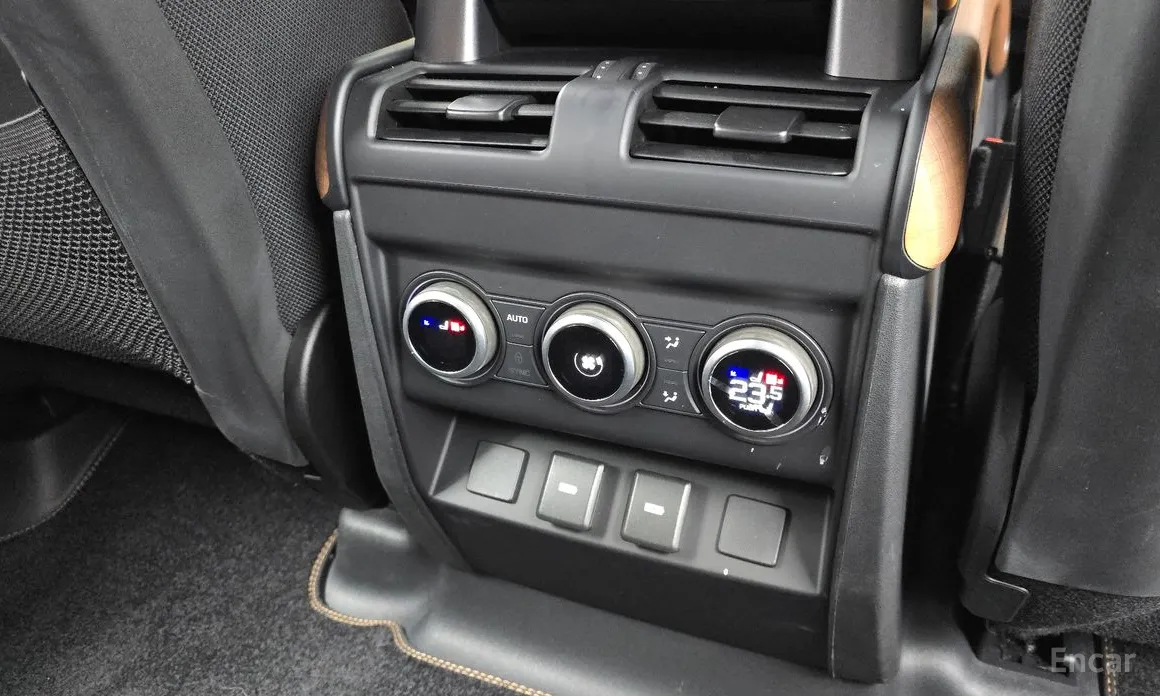 Land Rover Defender 2020 110 P400 X