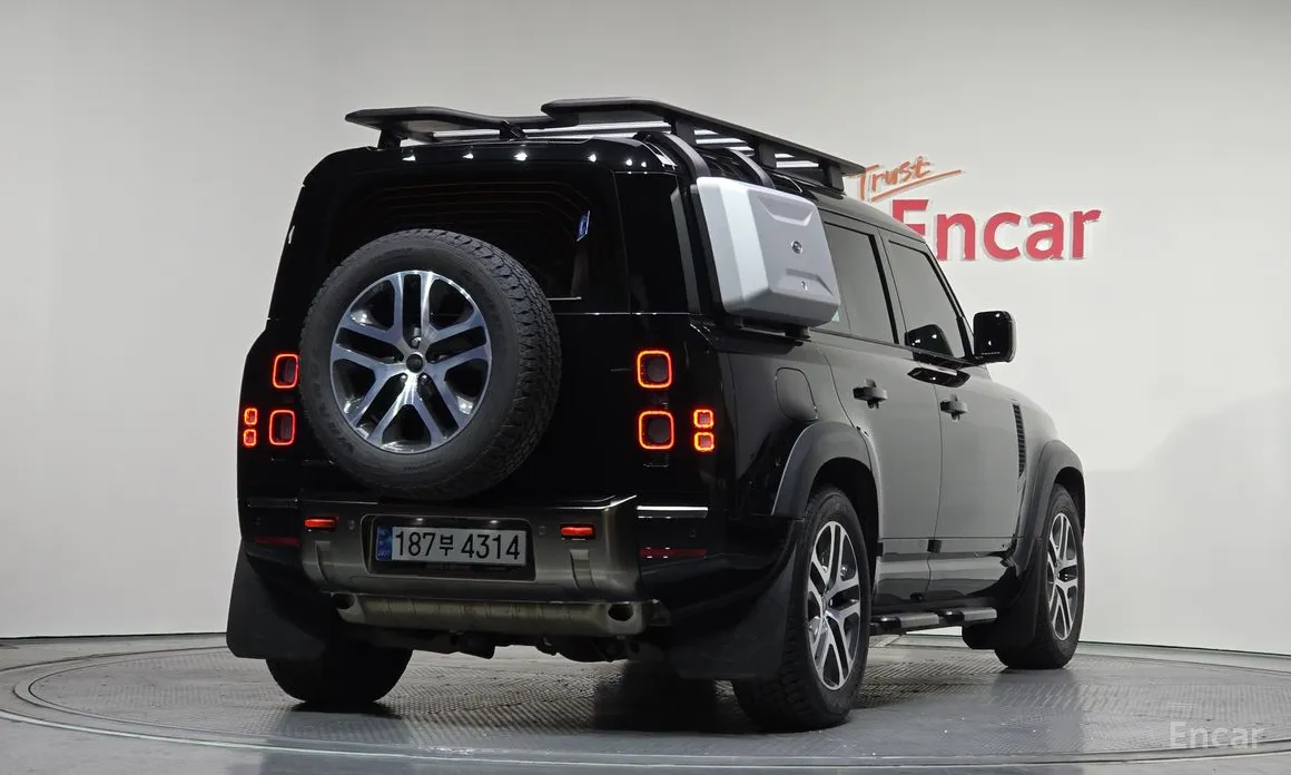 Land Rover Defender 2020 110 P400 X