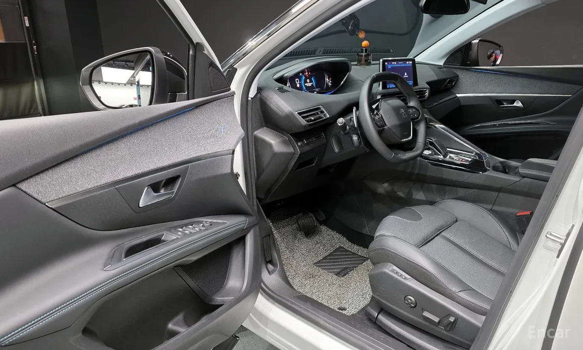 Peugeot 3008 2017 1.2 Pure Tech Allure