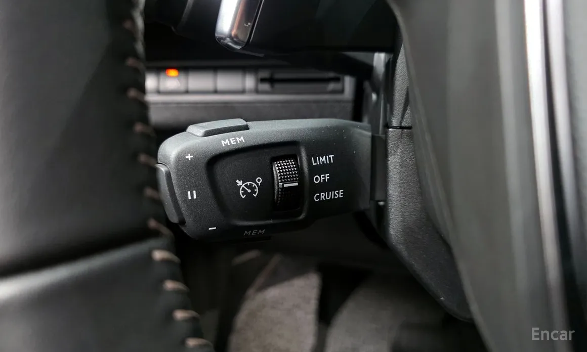 Peugeot 3008 2017 1.2 Pure Tech Allure