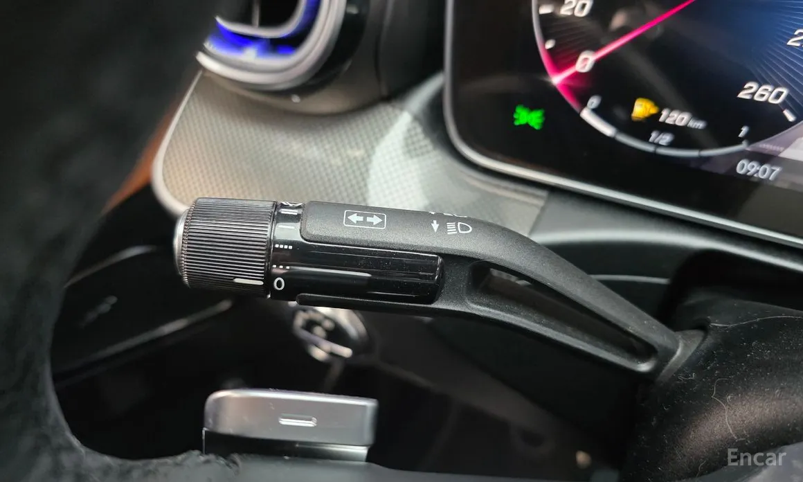 Mercedes-Benz C-Class 2022 C300 4MATIC AMG Line