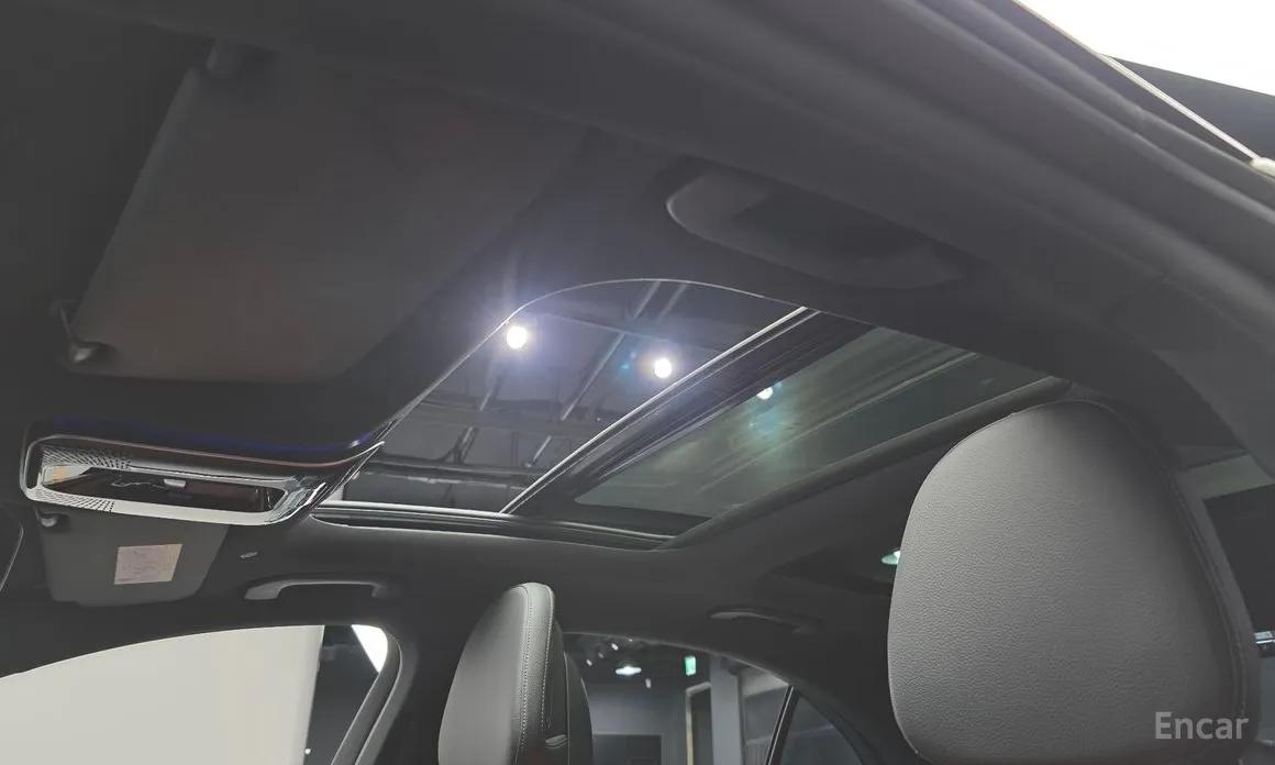 Mercedes-Benz C-Class 2022 C300 4MATIC AMG Line